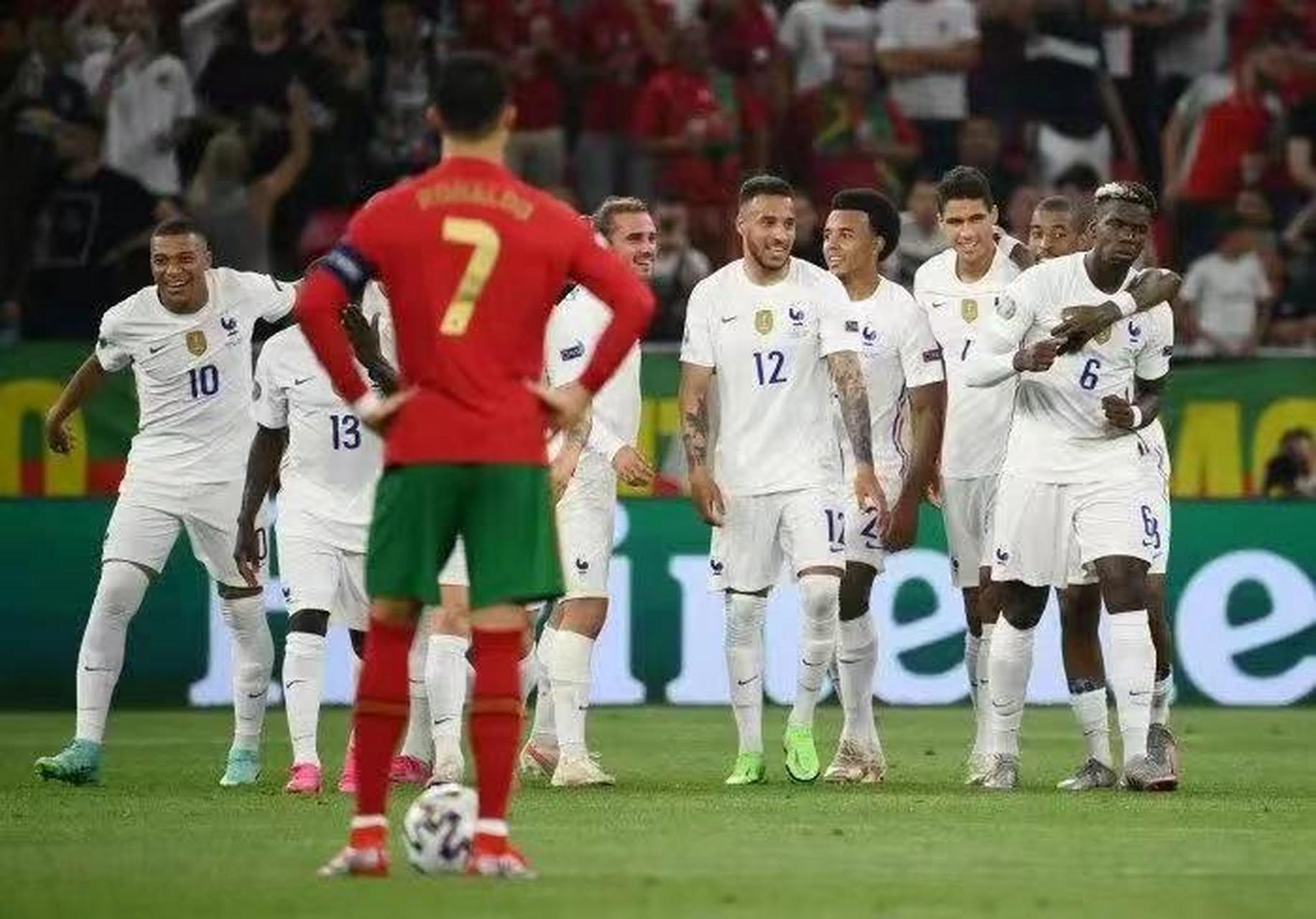 葡萄牙队击败比利时队晋级欧洲杯半决赛