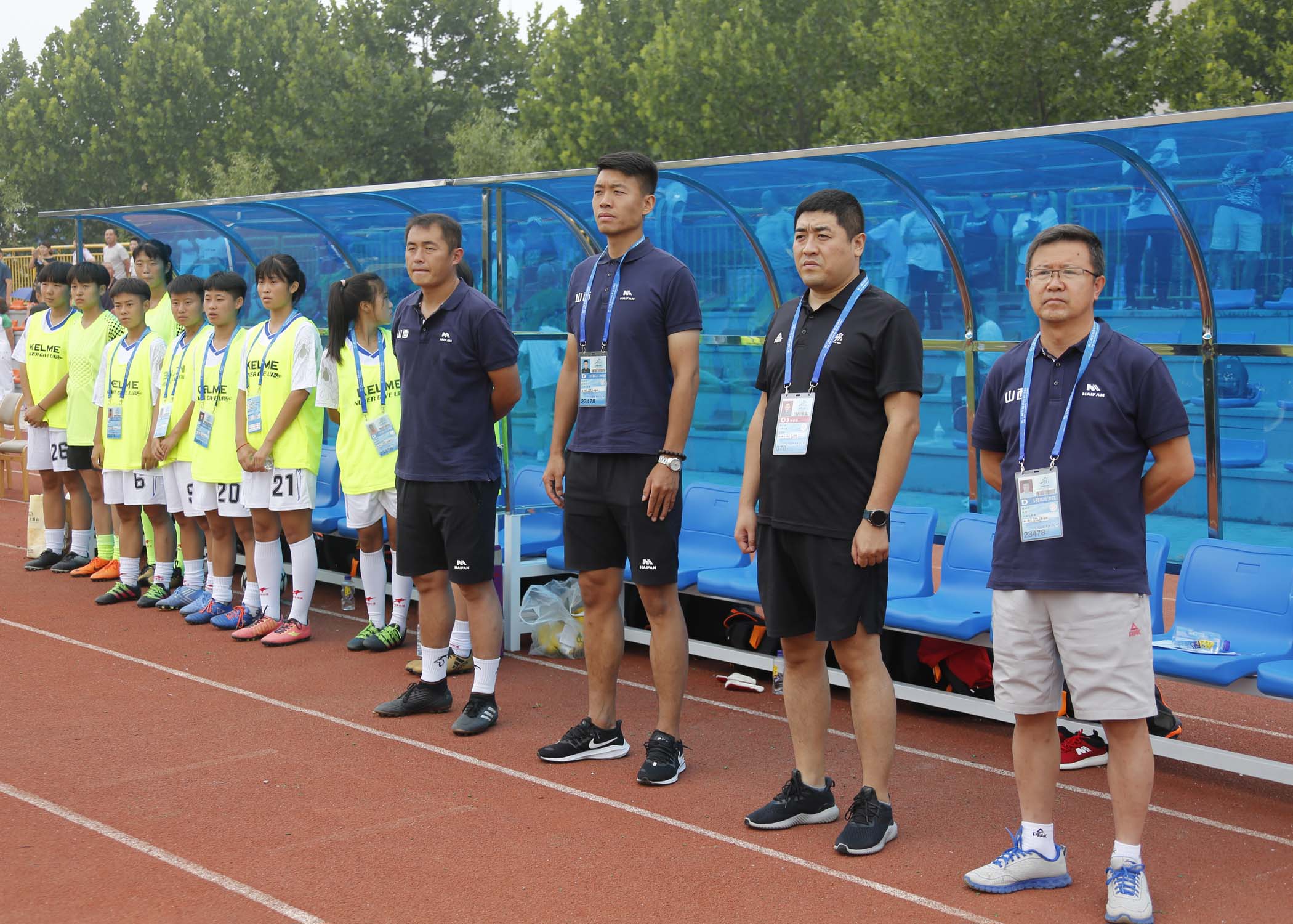 关于欧洲国家赛场激烈进行，球队斗志昂扬的信息