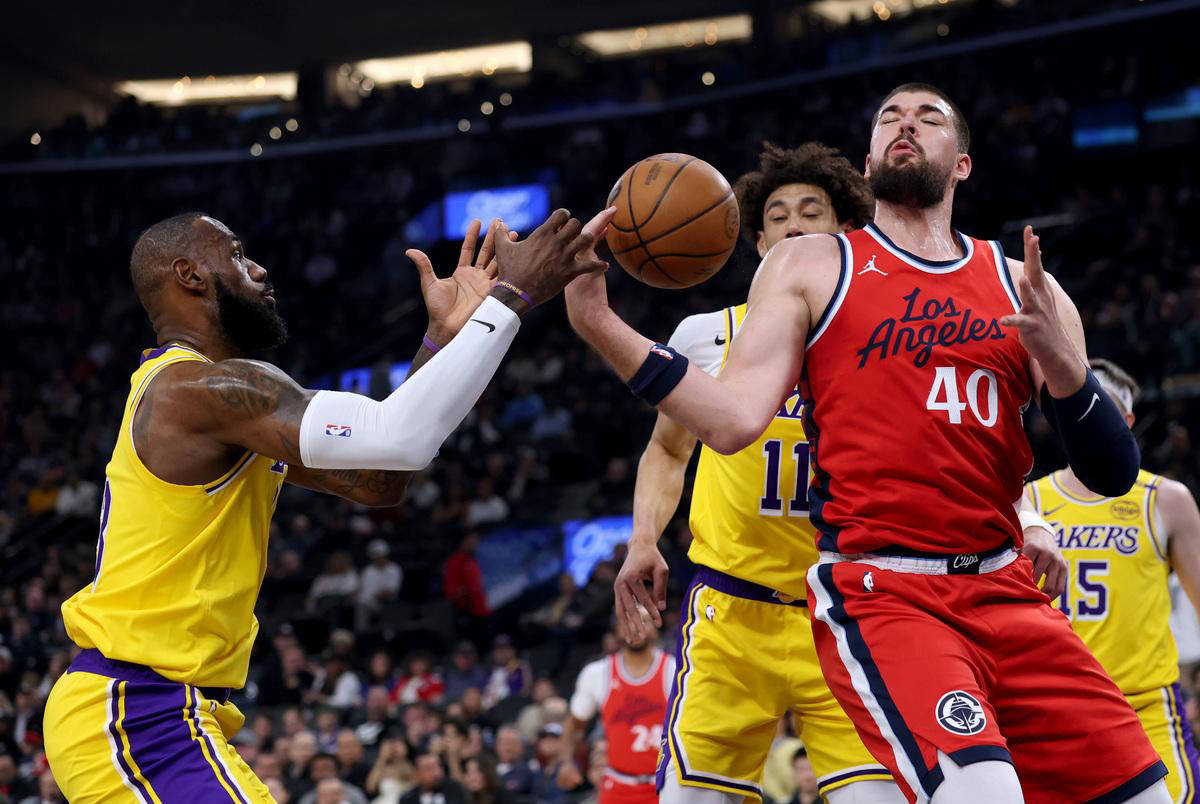 开云官网-快船队射手手感回暖取得连胜的简单介绍