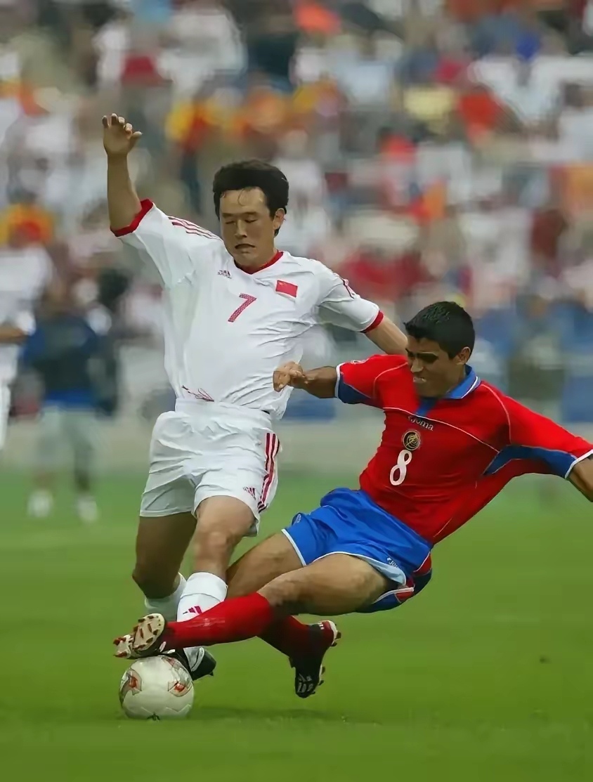 国内足球盛事瞬间上演精彩绝伦