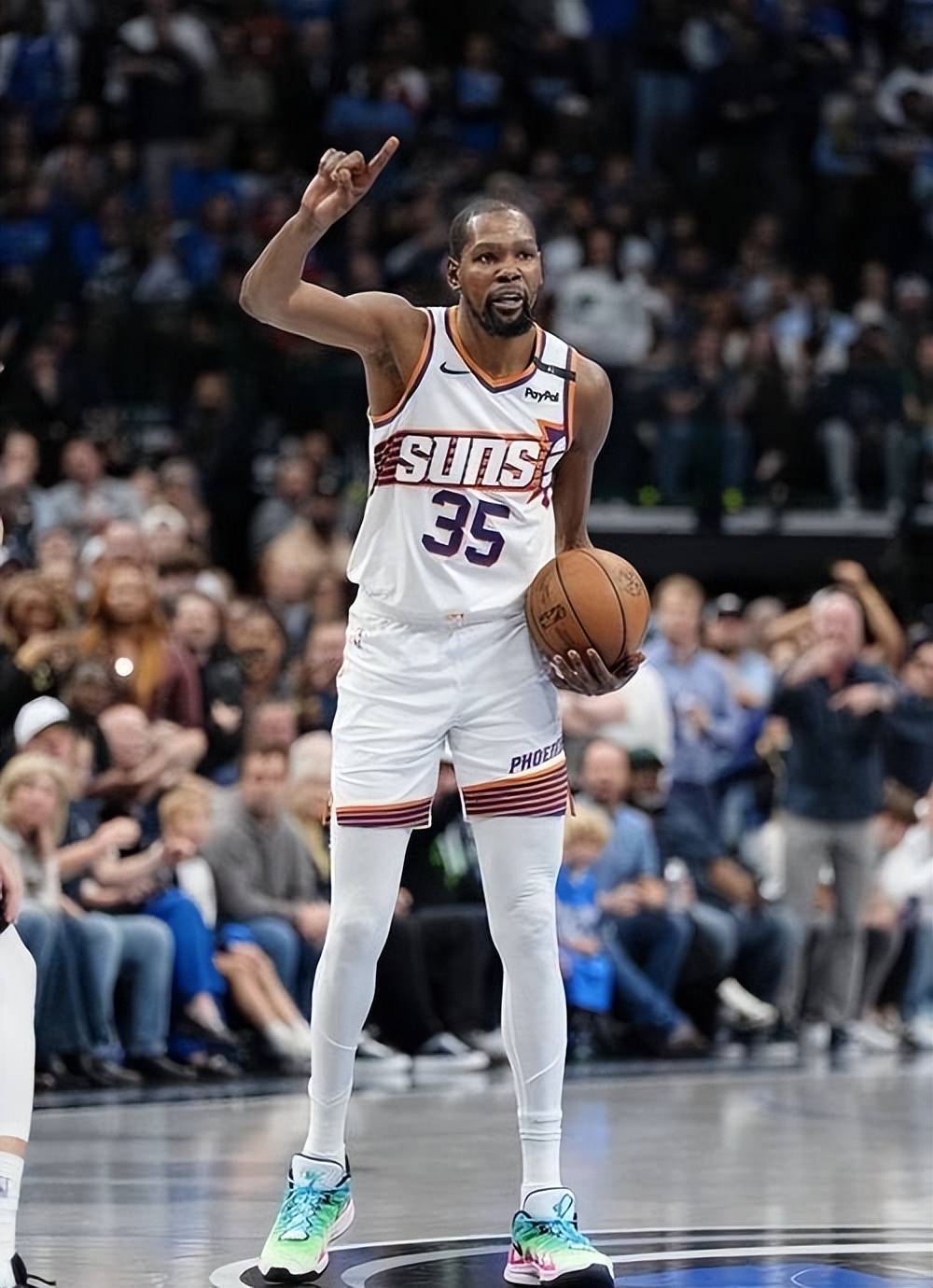 关于森林狼队突破魔术队防线主帅赞球员拼劲的信息 关于森林狼队突破魔术队防线主帅赞球员拼劲的信息