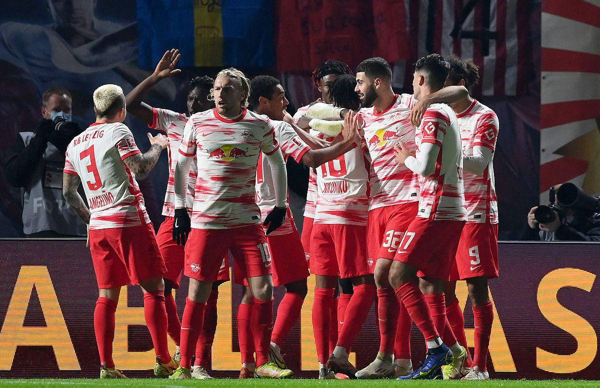 开云平台-莱比锡红牛客场逆转，豪取三分保持不败的简单介绍