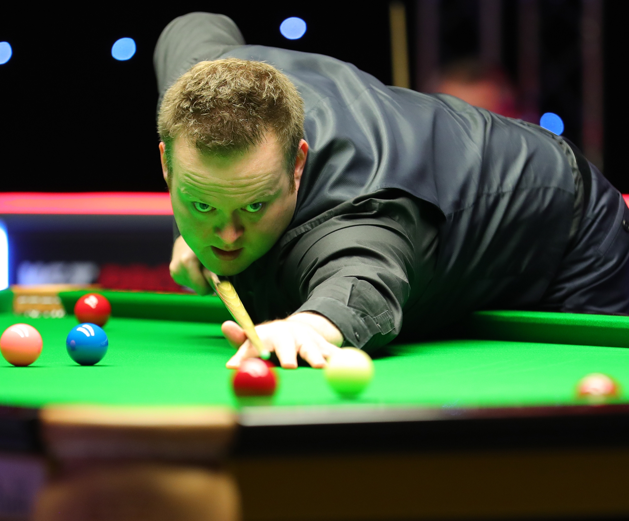 不来梅下层联赛喜获全胜，晋级次轮的简单介绍