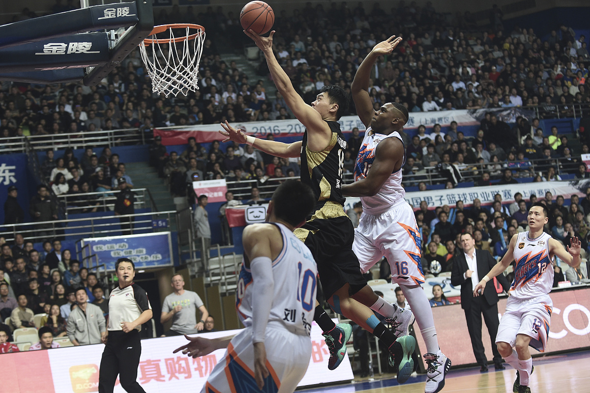 开云平台-老鹰中锋连续三场+，实力彰显令人惊叹的简单介绍