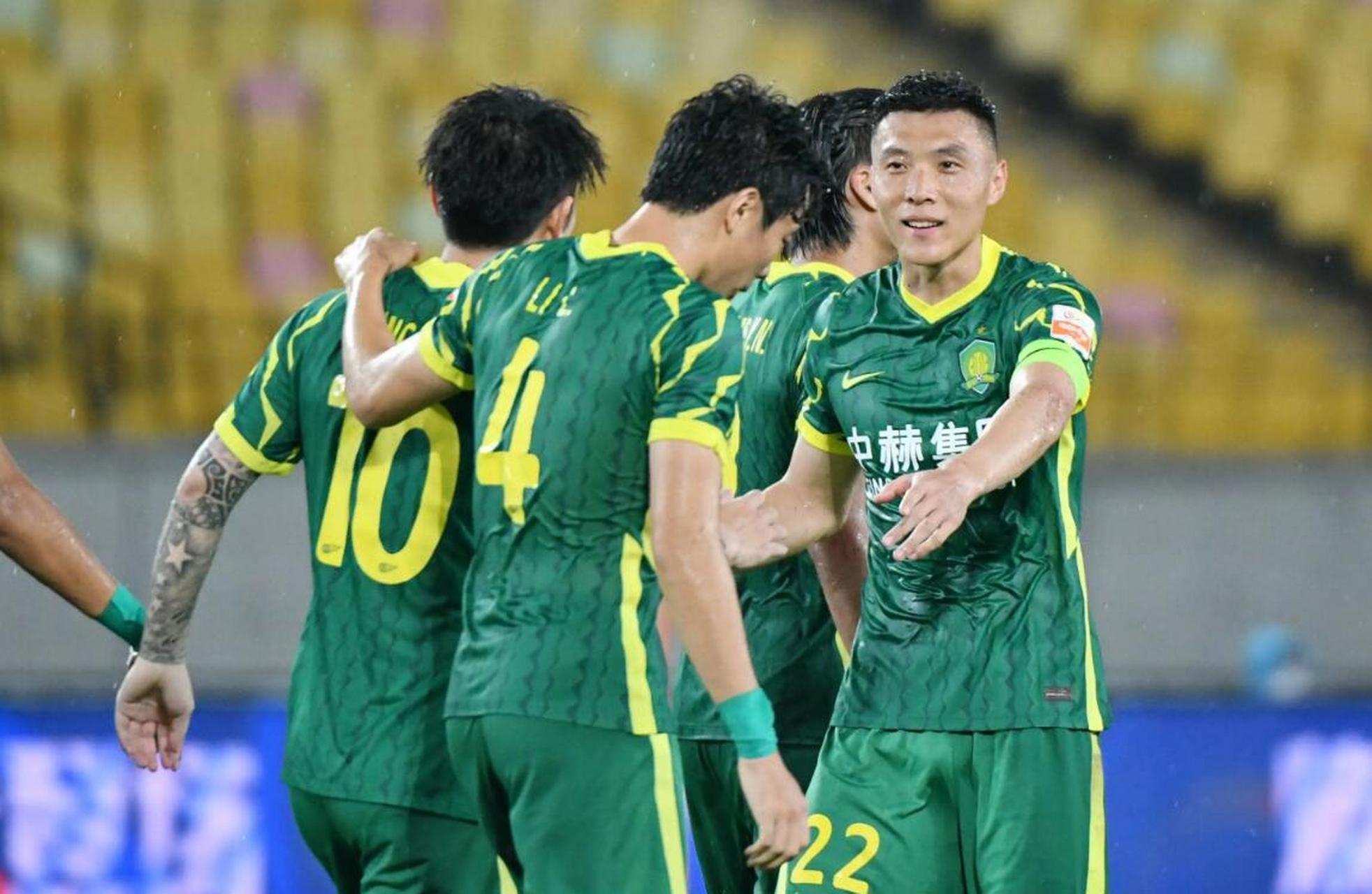 雷恩客场逼平，球队士气高涨