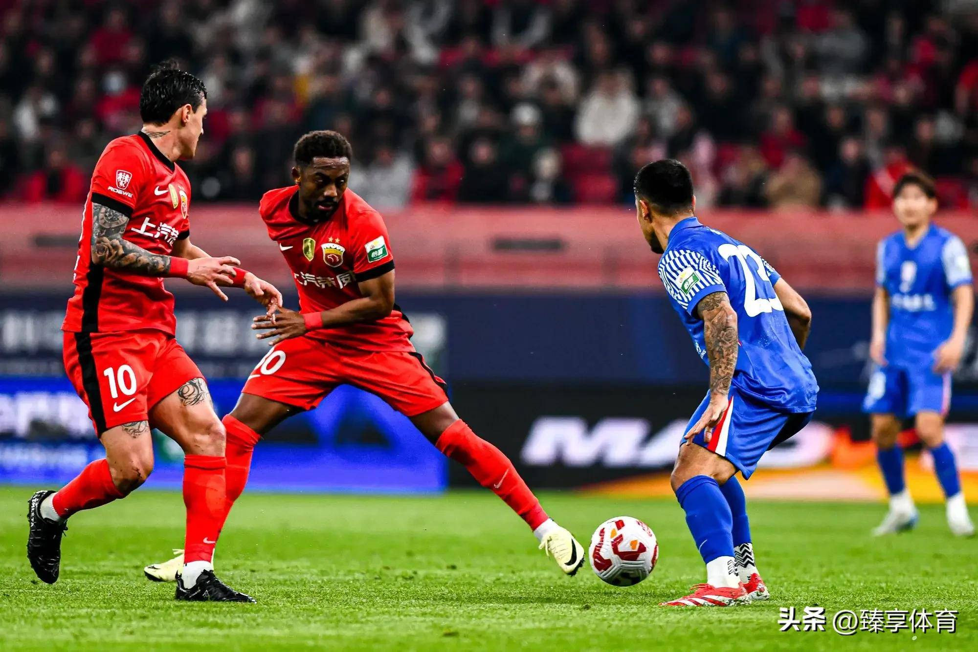 开云体育下载-顶级球队交锋，中超积分榜再掀波澜