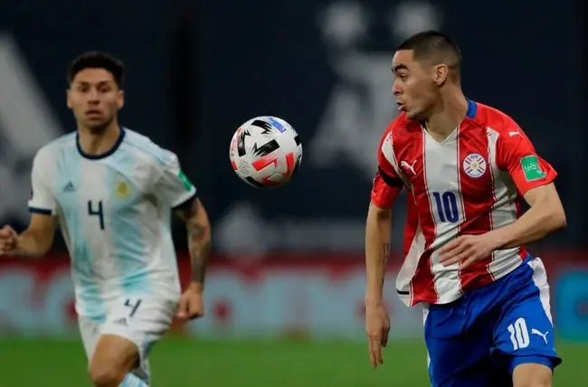 激情碰撞!欧洲预选赛彩色战画令人热血沸腾 激情碰撞!欧洲预选赛彩色战画令人热血沸腾