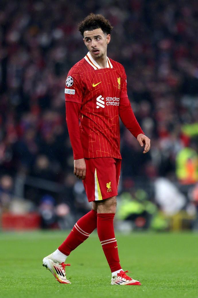 里尔主帅新战术取得奇效，球队逐步崛起