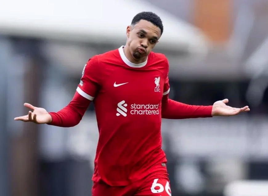 阿森纳三球大胜，登顶小组赛