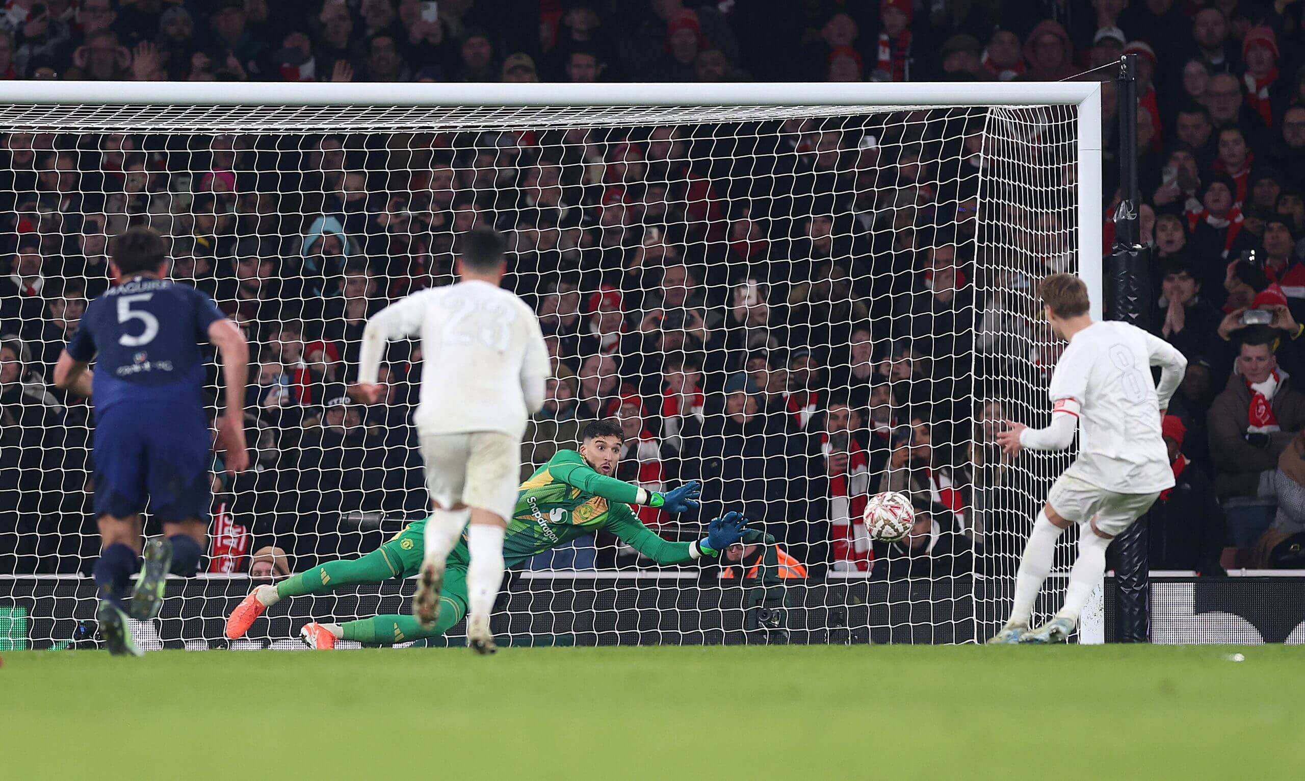 开云下载-阿森纳主场惨败，战绩不尽人意