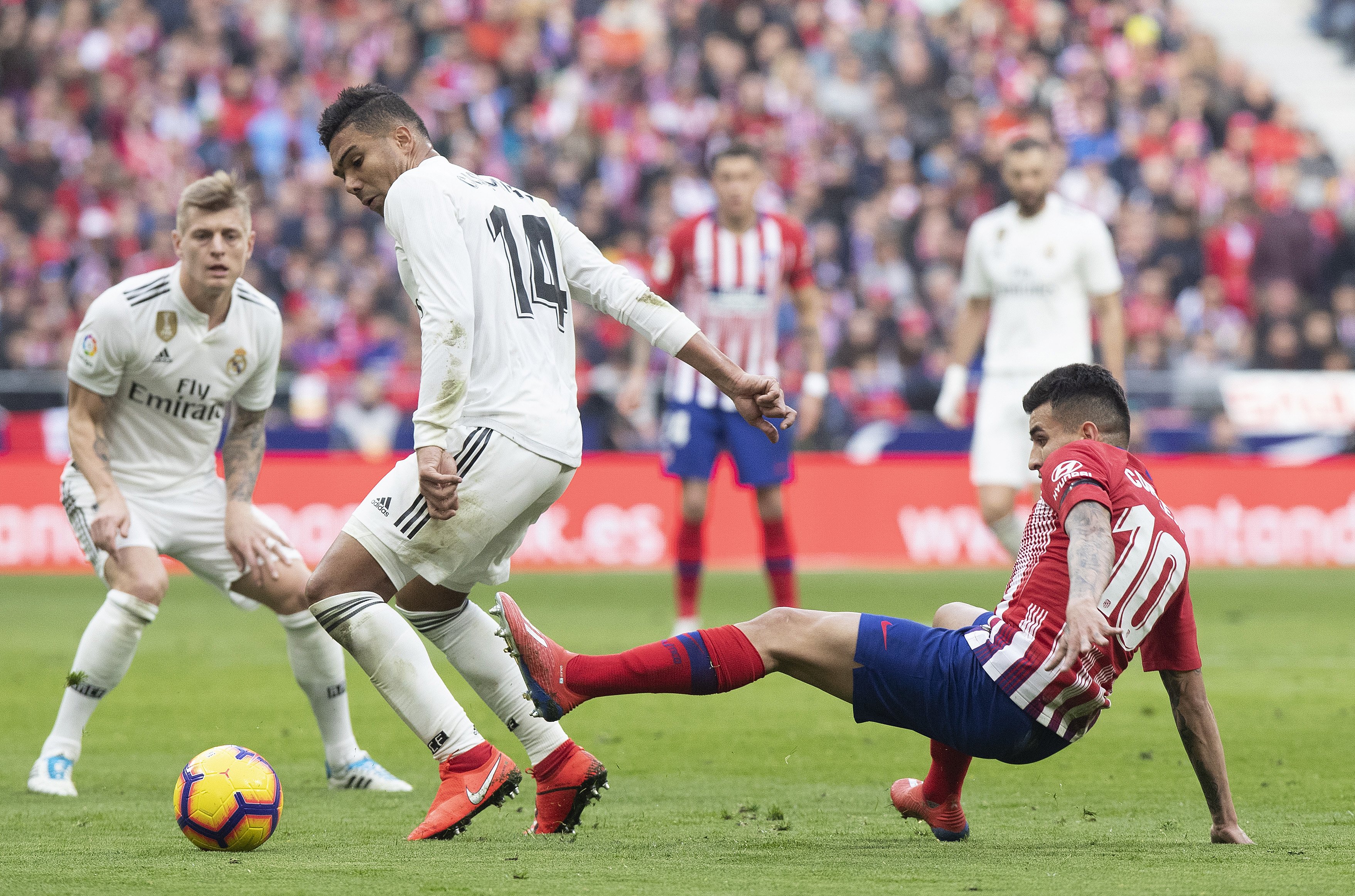 开云APP-马德里双雄再战不分胜负，悬念继续存在的简单介绍