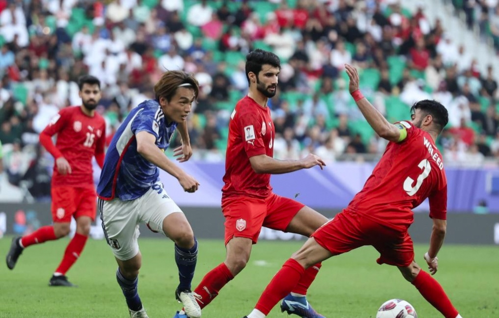 尼日利亚选手在撑杆跳高赛事中位居榜首的简单介绍 尼日利亚选手在撑杆跳高赛事中位居榜首的简单介绍