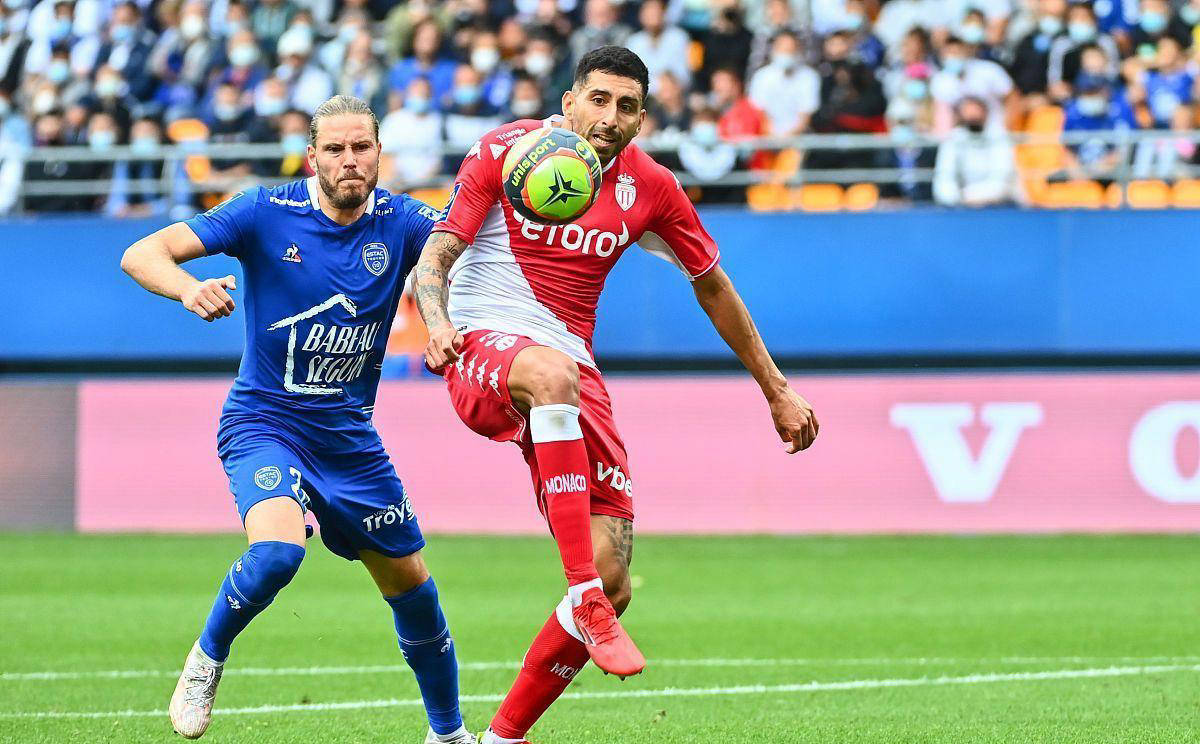 开云平台-美因茨前场火力全开，或许能打破对手防线