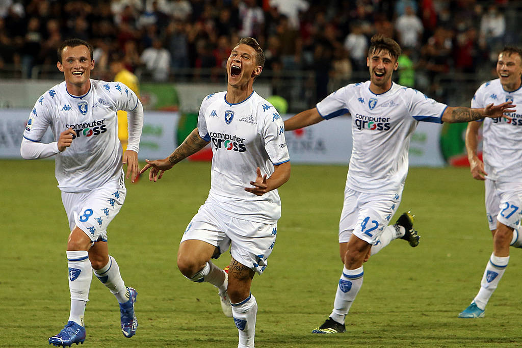 开云体育平台APP-关于卡利亚里主场失利，球队保级形势严峻的信息