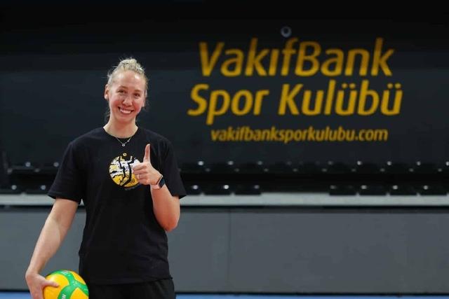 佛罗伦萨主教练喜忧参半赛后讲话的简单介绍