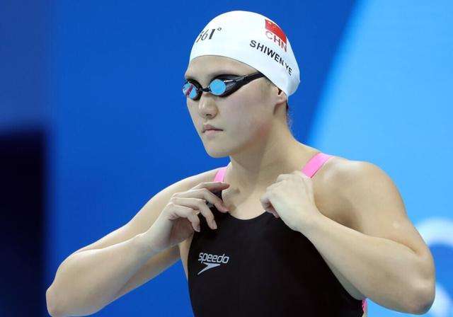 开云体育下载-波兰游泳天才再创佳绩，登上领奖台