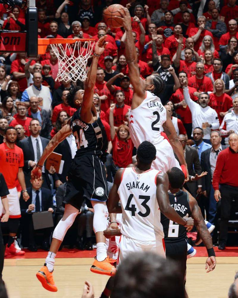 开云平台-关于猛龙球员伦纳德在比赛中交出全面数据表现的信息