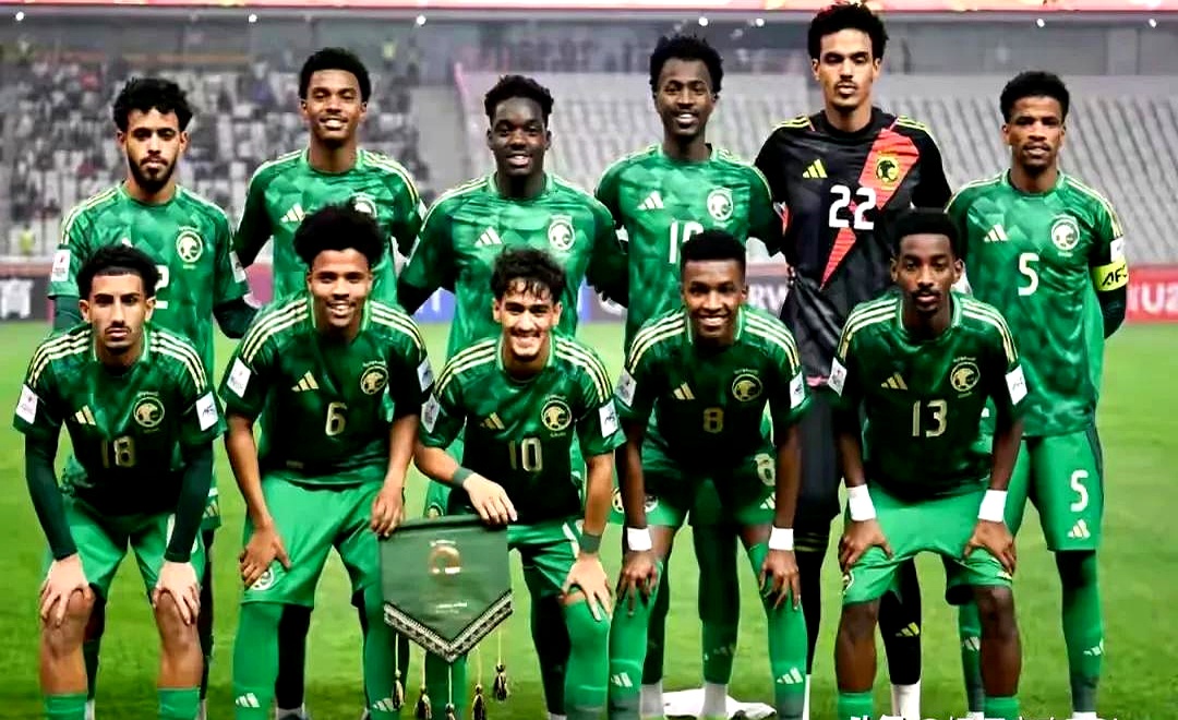 篮球盃预选赛，澳大利亚队获得小组第二