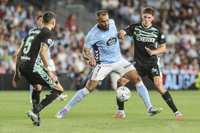 格拉纳达竞技不敌塞尔塔维戈,主场失利 格拉纳达竞技不敌塞尔塔维戈,主场失利