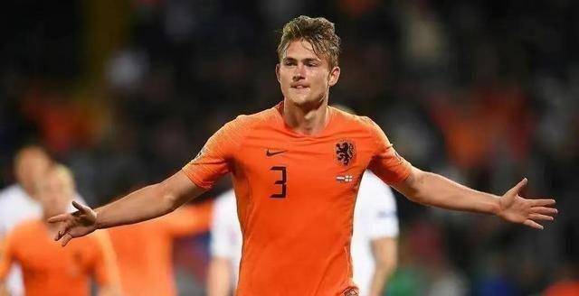 包含荷兰队-战胜贝宁,晋级世界杯的词条 包含荷兰队-战胜贝宁,晋级世界杯的词条