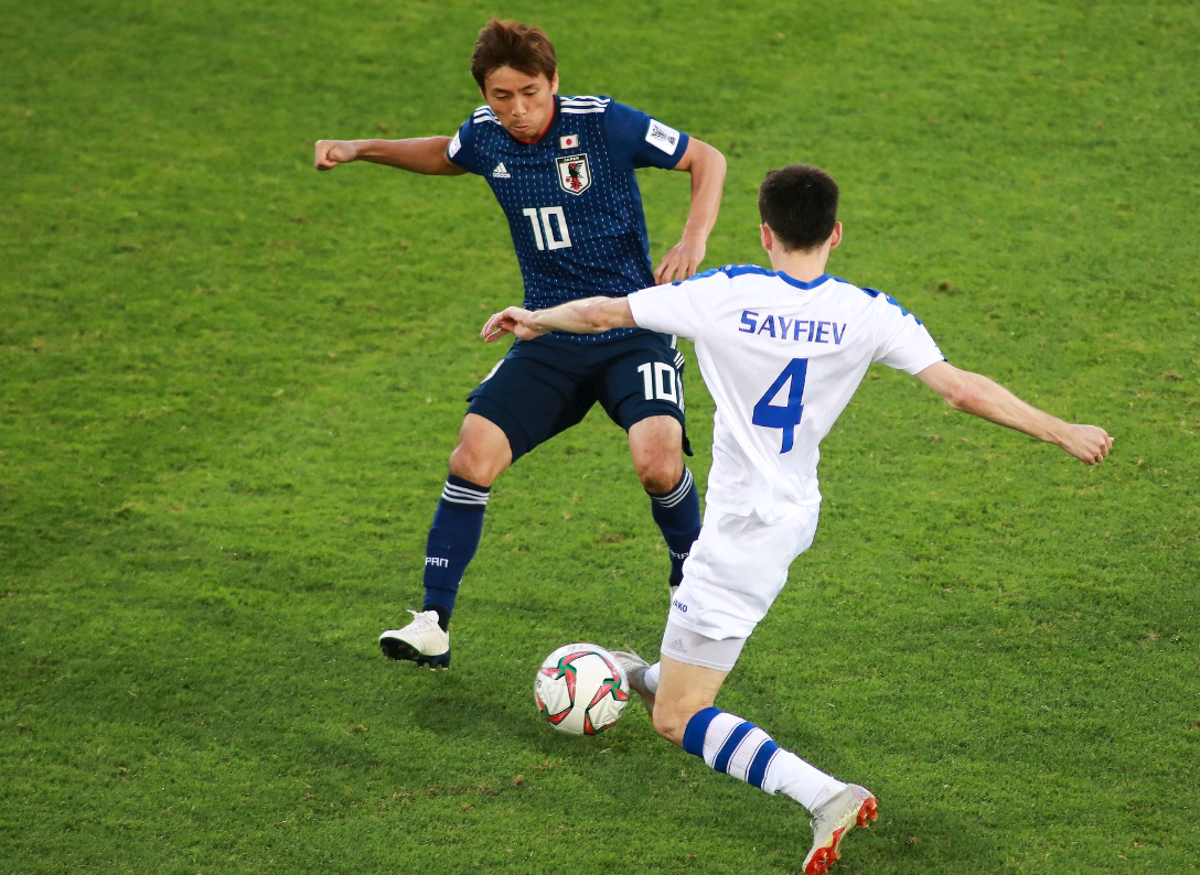 开云体育app-步行者队员齐齐发威，掀翻对手