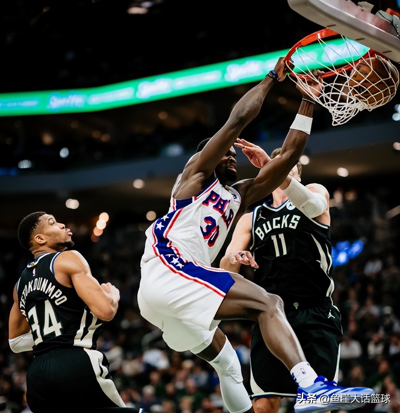 NBA东部决赛：雄鹿队成功扭转局势占据领先