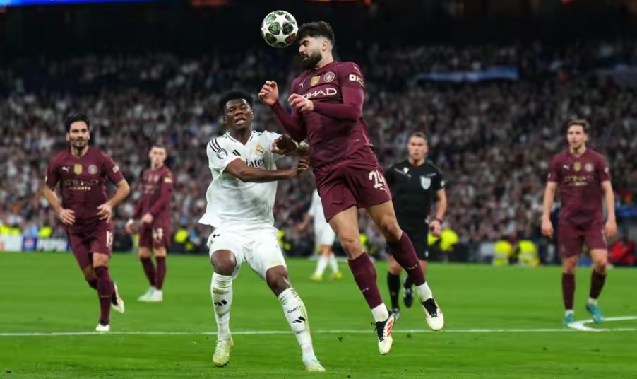 荷兰队爆冷负乌克兰，欧洲杯小组赛开门黑