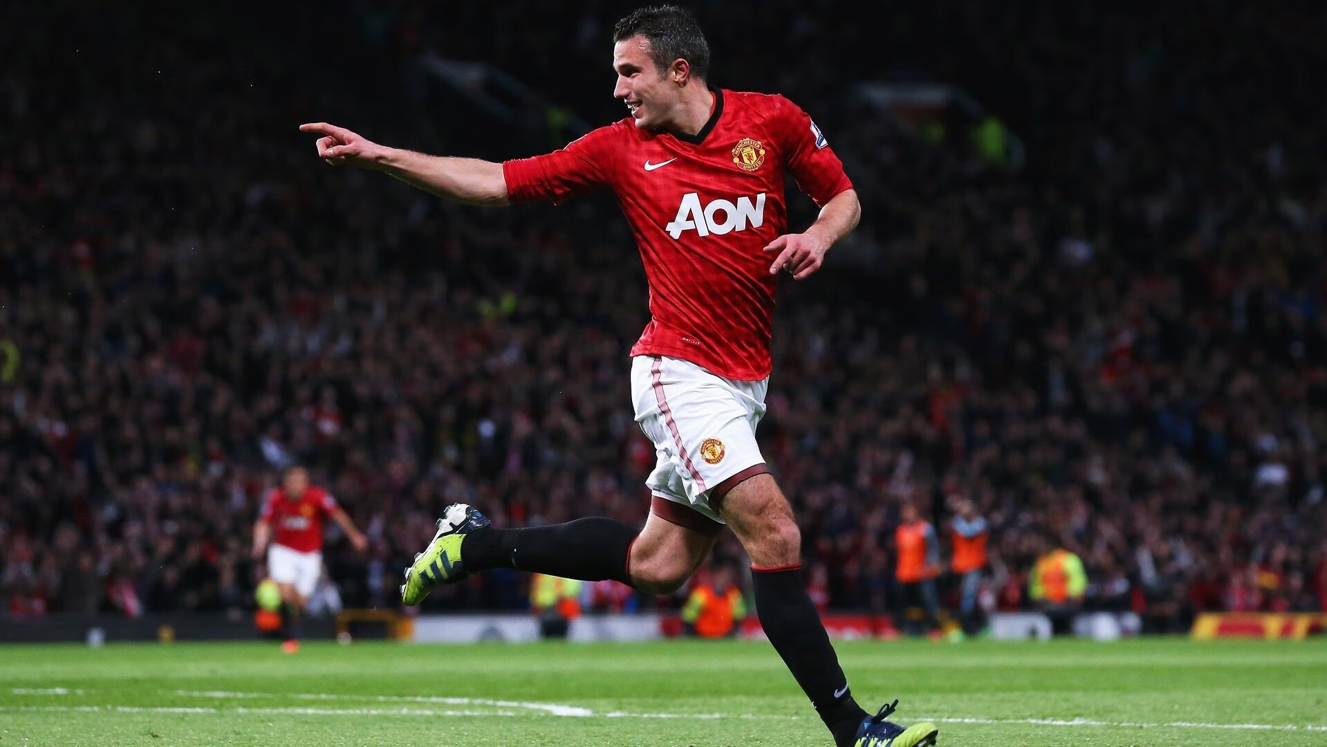 底层逆袭与顶端统治，威廉姆斯碾压索伯背后，维斯塔潘如何重定义F1极限